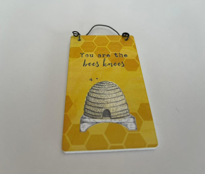 Mini wooden sign - bees knees