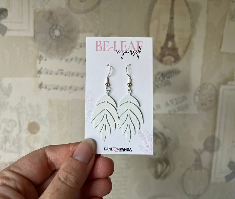 Be-leaf in yourself earrings - white