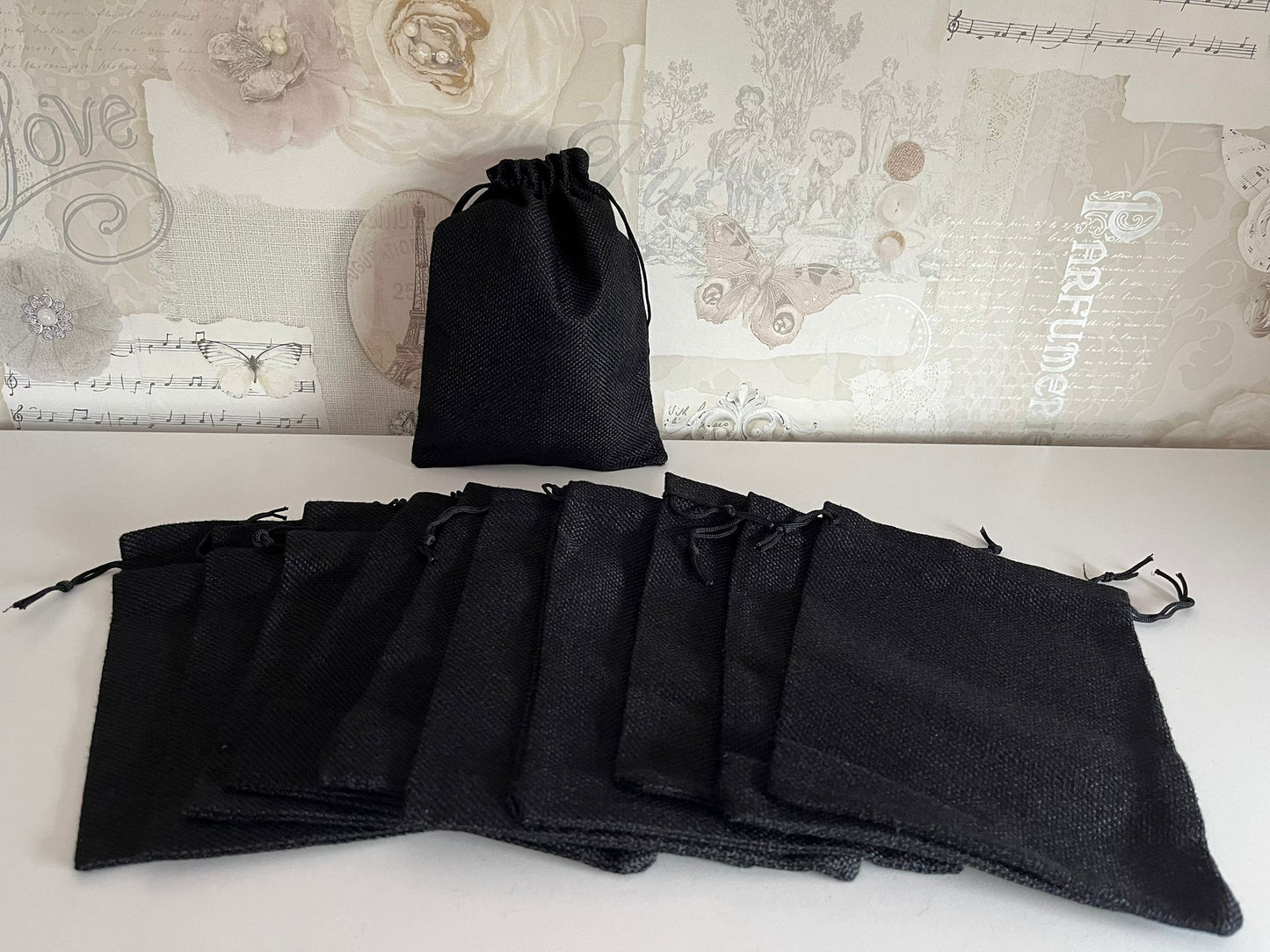 Black Hessian bags size 15 x 20 cm - pack of 10