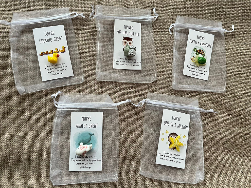 Set of 5 motivational resin animal tokens – Random Panda