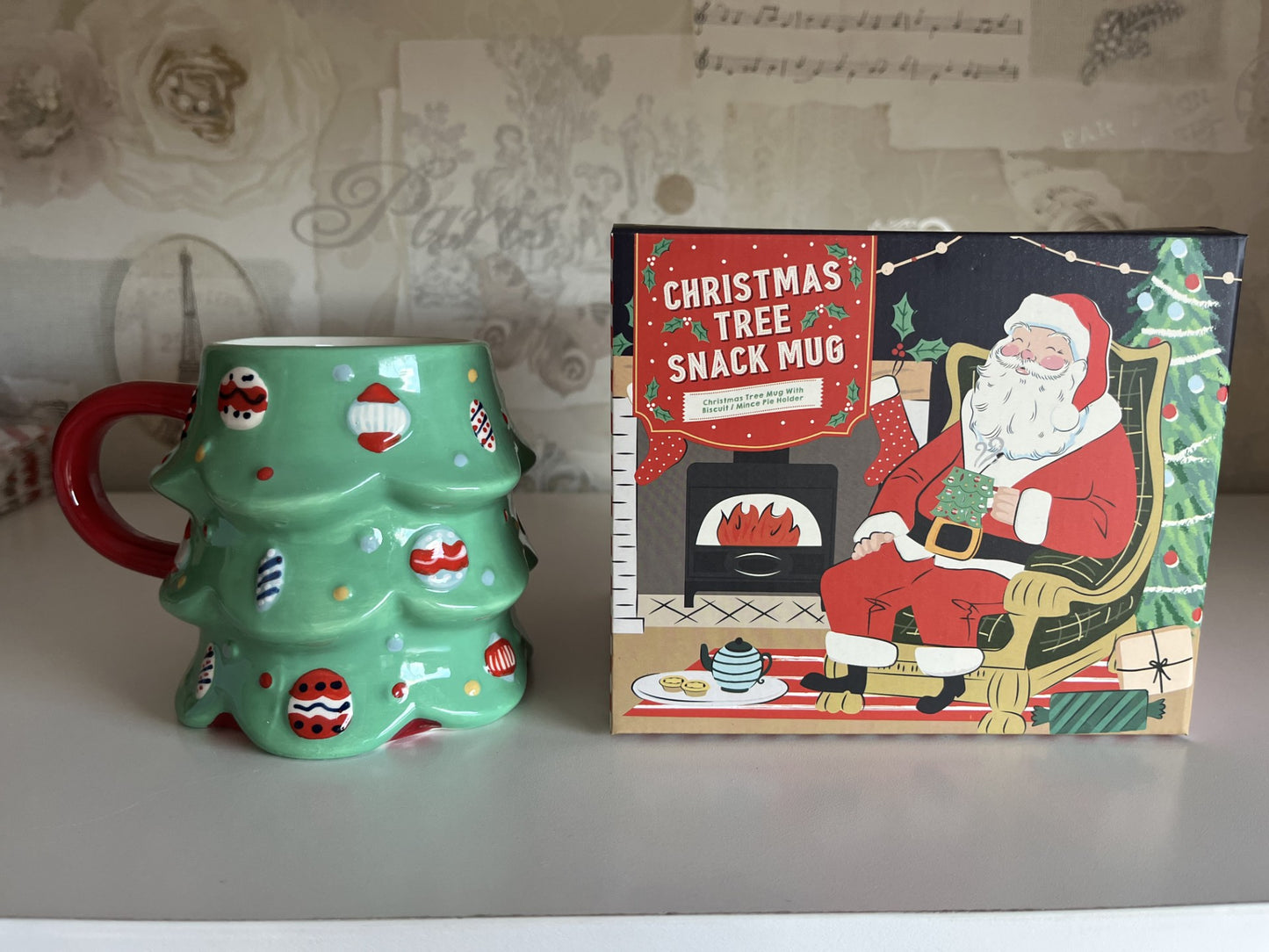 Christmas tree shaped snack mug